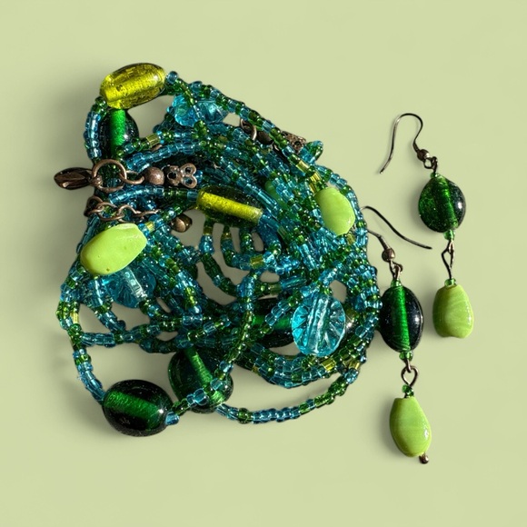 Bright and happy Green and Blue Beaded Necklace and earrings Set - Picture 3 of 5